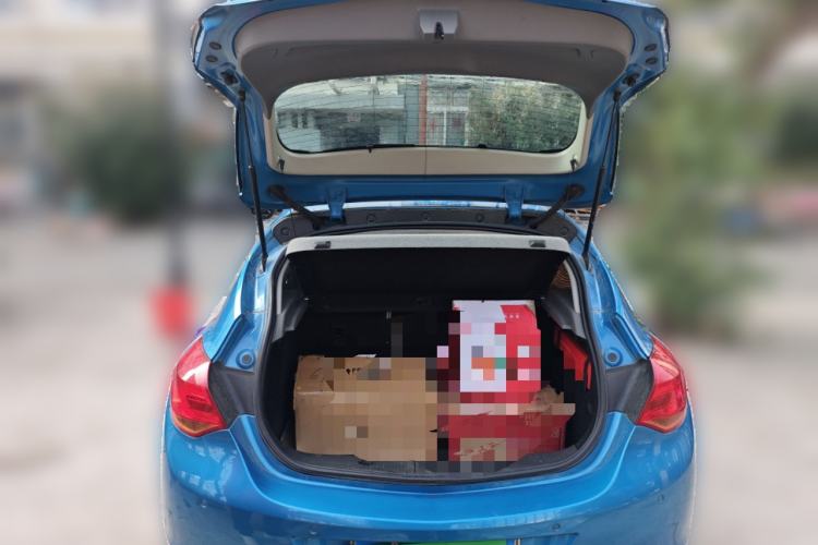 Used Buick GT 2012 XT 1.6L Manual Entry-Level Model