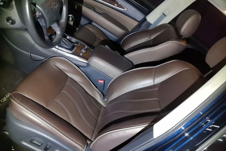 Used Infiniti QX60 2020 2.5 S/C Hybrid Two-Wheel-Drive Excellence Edition
