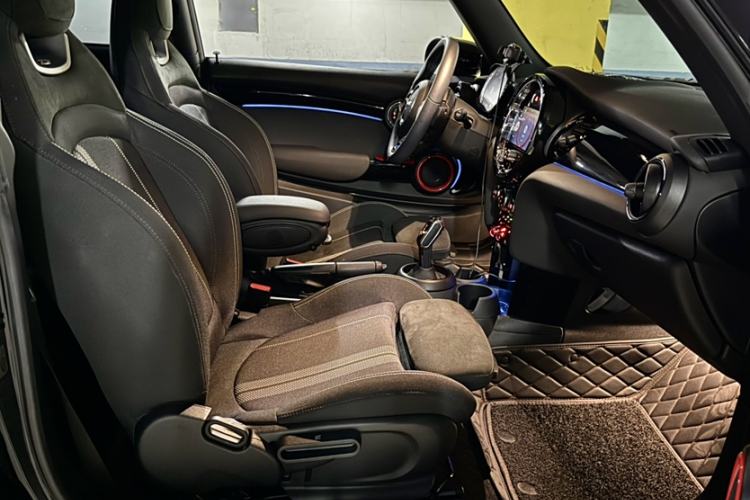 Used MINI MINI 2022 1.5T COOPER Black Badge Special Edition