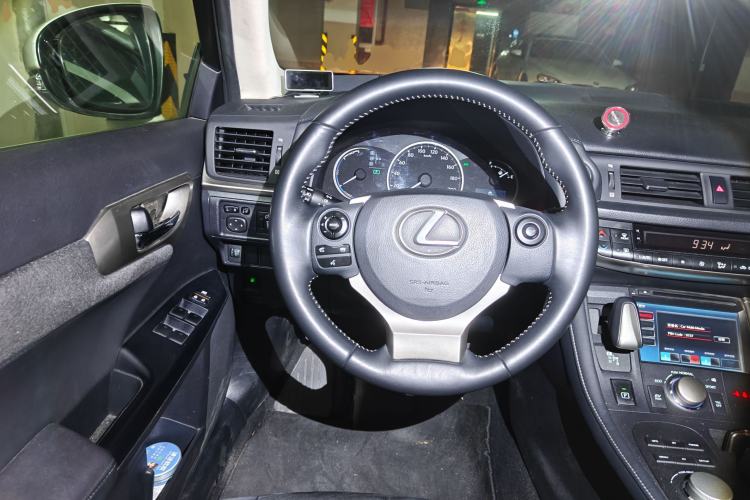 Used Lexus CT 2014 CT200h Elite Edition Monochrome Steering Wheel