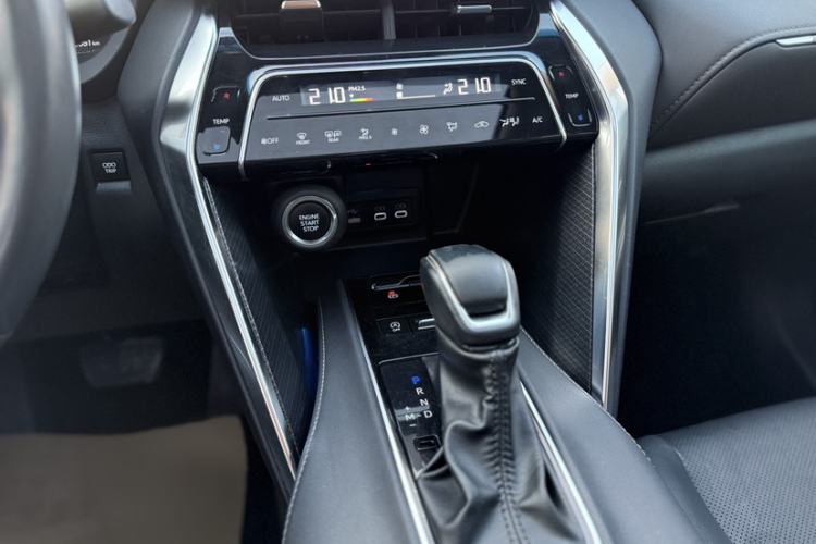 Used Toyota Venza 2023 2.0L CVT Two-Wheel Drive Prestige Version