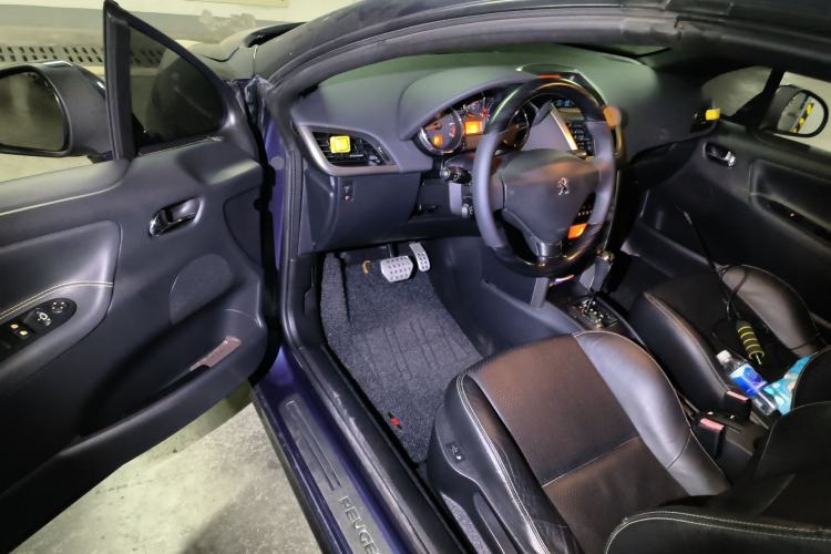 Used Peugeot 207 2013 1.6L CC Automatic Fashion Edition Driver Seat