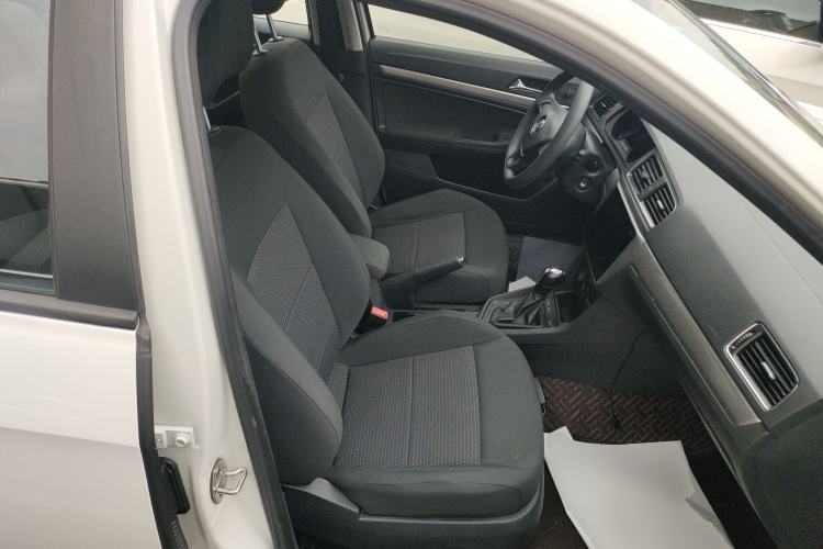 Used Volkswagen Lavida 2018 Classic 1.5L Automatic Fashion Edition China VI Standard Right Front Seat