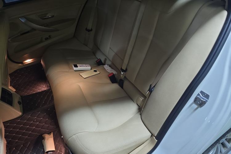 Used BMW 3 Series 2014 320Li Fashion Model Left Rear Seat