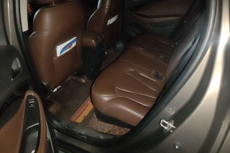 Used Buick Envision 2018 20T Two-Wheel Drive Luxury Model