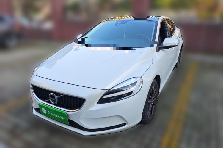 Used Volvo V40 2017 T3 Zhiyi Edition