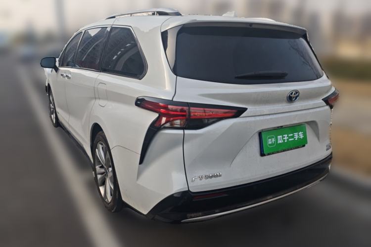 Used Toyota SIENNA 2021 2.5L Hybrid Platinum Edition