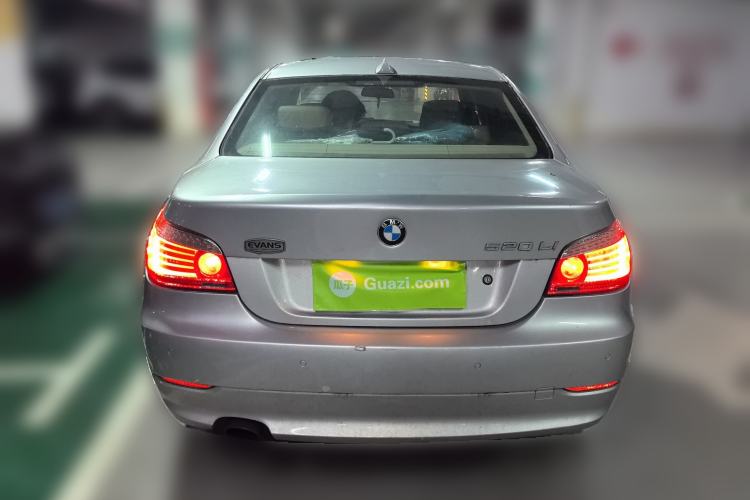 Used BMW 5 Series 2010 520Li Leading Model
