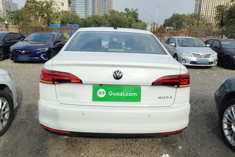 Used Volkswagen Bora 2021 1.5L Automatic Fashionable Smart Connectivity Version
