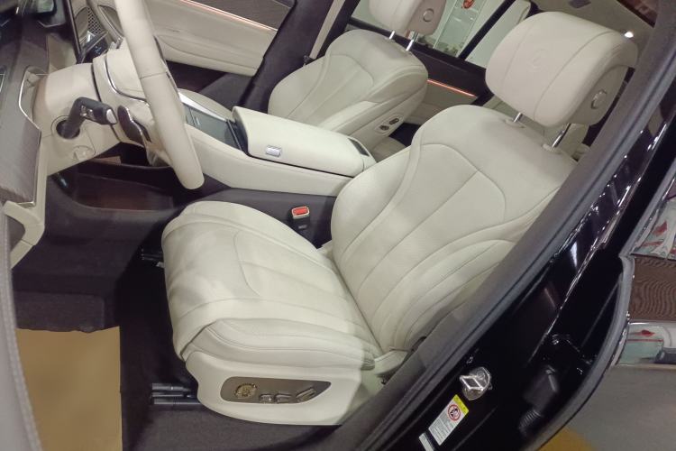 Used Denza N9 2025 Prestige Version
