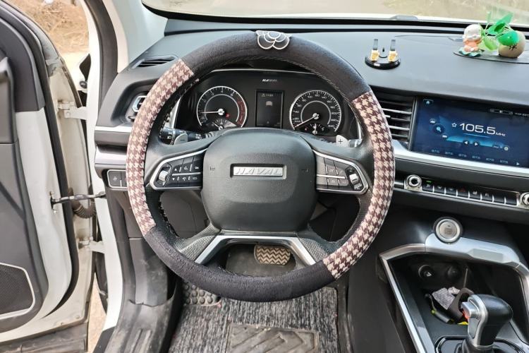 Used Haval H6 2017 Blue Label 1.5T Automatic Two-Wheel Drive ZhiShang Model Steering Wheel