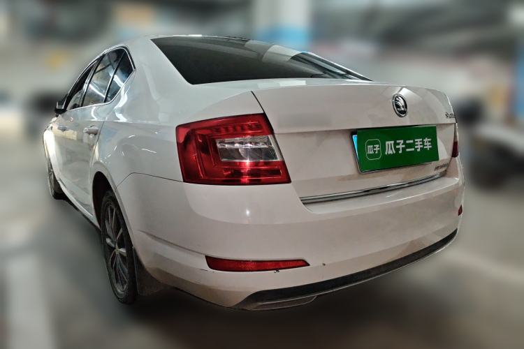 Used Skoda Octavia 2016 1.6L Automatic Smart Drive Edition
