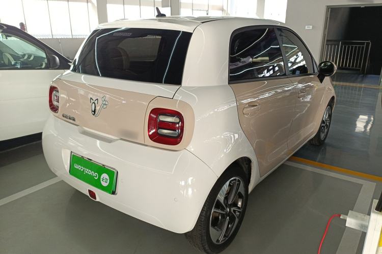 Used ORA Black Cat 2022 351 km Range Luxury Version Lithium-Ion Battery