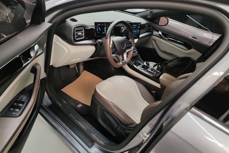 Used BYD Qin PLUS 2024 Honor Edition EV 420KM Leading Model