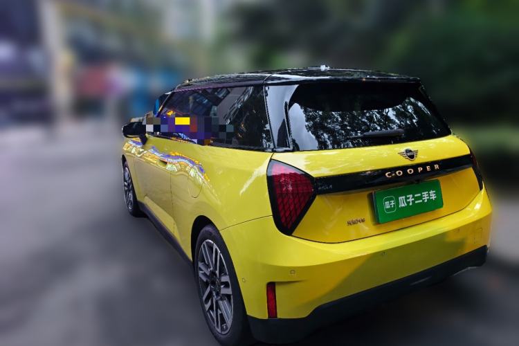 Used MINI Electric COOPER 2024 456km COOPER E Classic Edition Rear Left 45 Deg