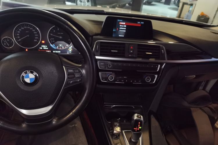 Used BMW 3 Series 2018 320Li Fashion Model
