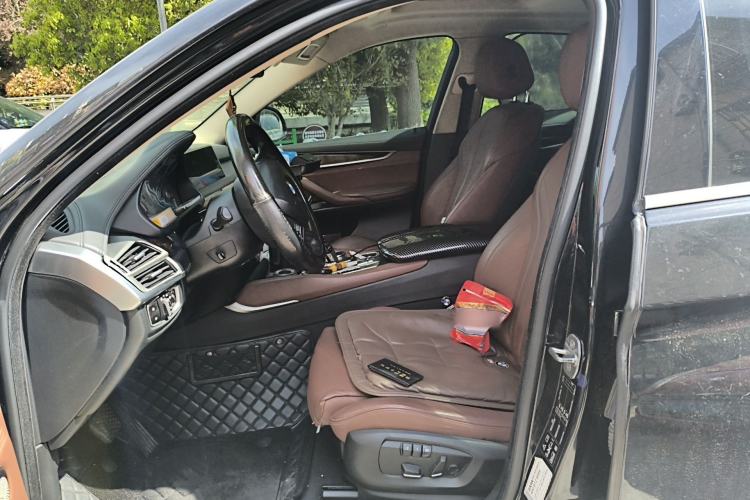 Used BMW X6 2017 xDrive28i Left Front Seat