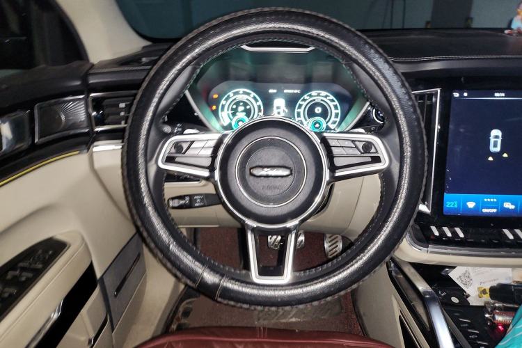 Used Zotye T700 2017 1.8T Dual-Clutch Prestige Model
