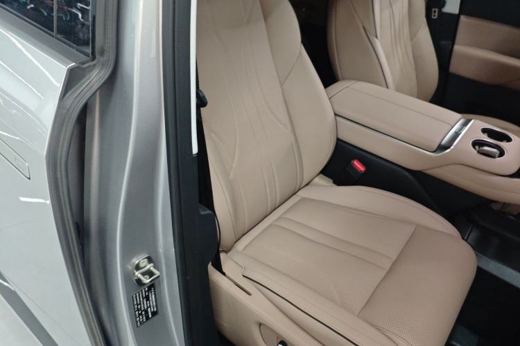 Used XPeng X9 2024 702 Ultra-Long Range Max