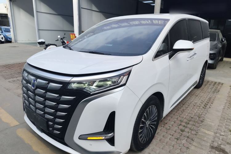 Used Denza D9 2024 DM-i 1050 Luxury Model