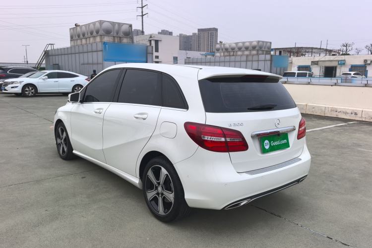 Used Mercedes-Benz B-Class 2016 B 200 Exclusive Edition
