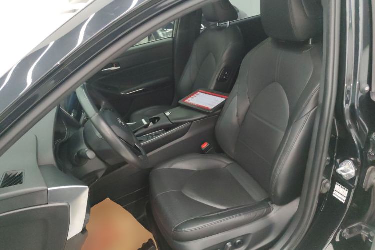 Used Toyota Avalon 2022 Dual-Engine 2.5L Luxury Edition
