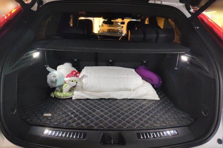 Used Cadillac XT4 2018 28T Two-Wheel Drive Leading Version