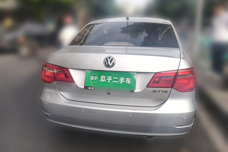 Used Volkswagen Jetta 2013 1.6L Manual Fashion Edition
