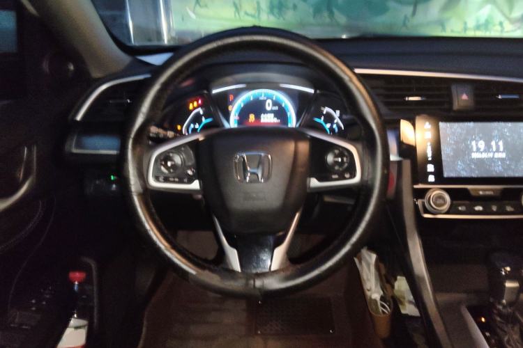 Used Honda Civic 2016 220TURBO CVT Luxury Edition
