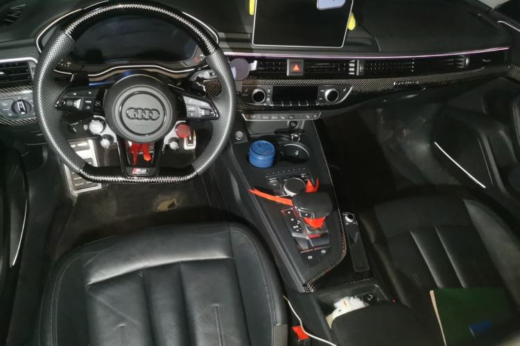 Used Audi A4 2017 45 TFSI allroad quattro Sport model Center Console