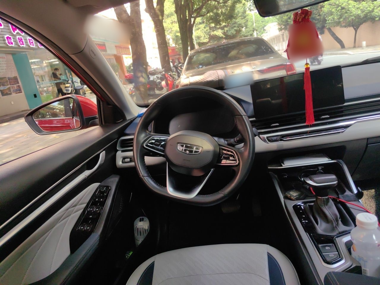 Geely Auto Emgrand 2022 4th Generation 1.5L CVT Flagship Model — снимка 10