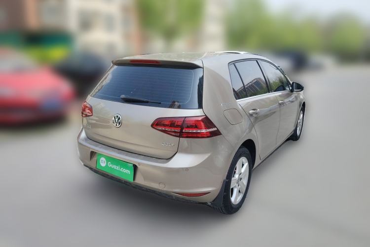 Used Volkswagen Golf 2017 1.6L Automatic Comfort Million-Vehicle Anniversary Edition Rear Right 45 Deg