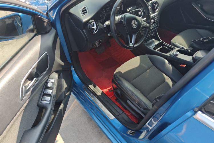Used Mercedes-Benz A-Class 2013 A 180 Fashion Model Interior 3