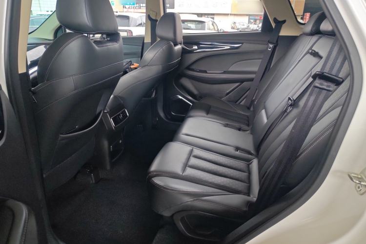 Used JETOUR X90 2019 1.6T DCT Luxury Touring Edition 5 Seats China VI Standard Left Rear Seat