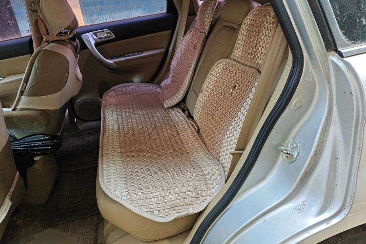 Used Haval H6 2011 2.0L Manual Two-Wheel Drive Elite Version