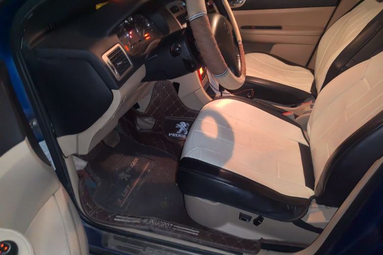 Used Peugeot 307 2007 Revised Version 2.0L Automatic Luxury Edition
