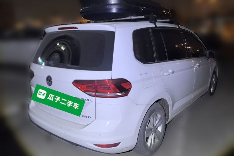 Used Volkswagen Touran 2016 Volkswagen Touran L 280TSI Manual Trend Edition