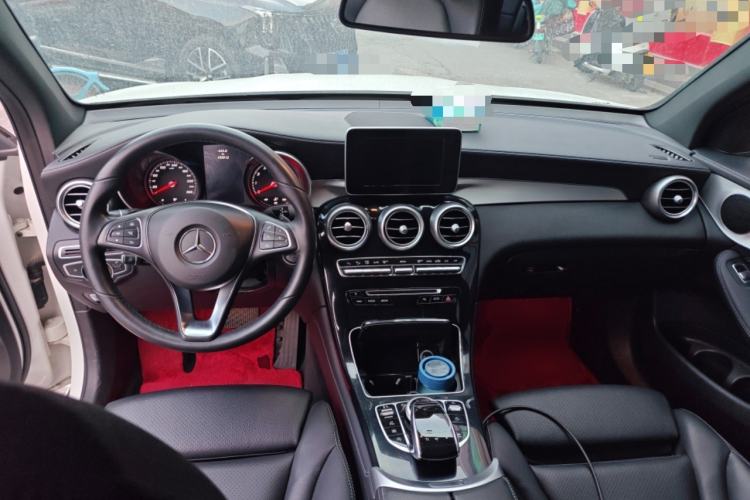 Used Mercedes-Benz GLC 2017 GLC 200 4MATIC Center Console