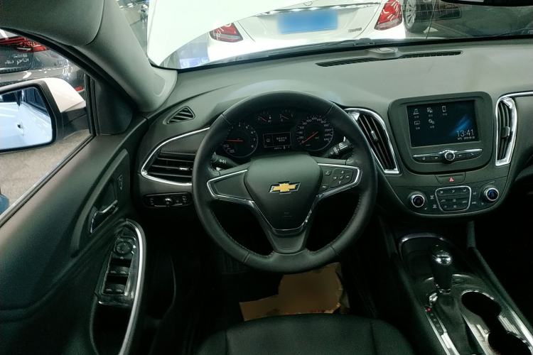 Used Chevrolet Malibu XL 2018 530T Automatic RuiChi Edition Steering Wheel