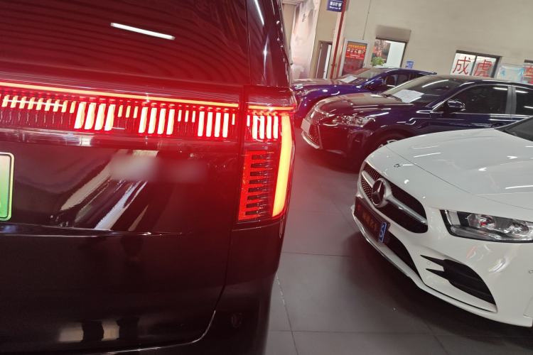 Used Zeekr 009 2024 GAC Trumpchi