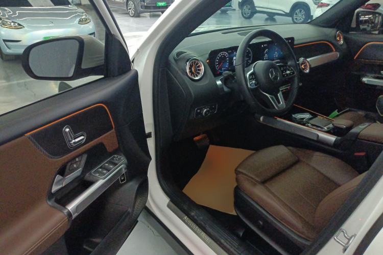 Used Mercedes-Benz GLB 2023 GLB 220 Sport Edition Driver Seat
