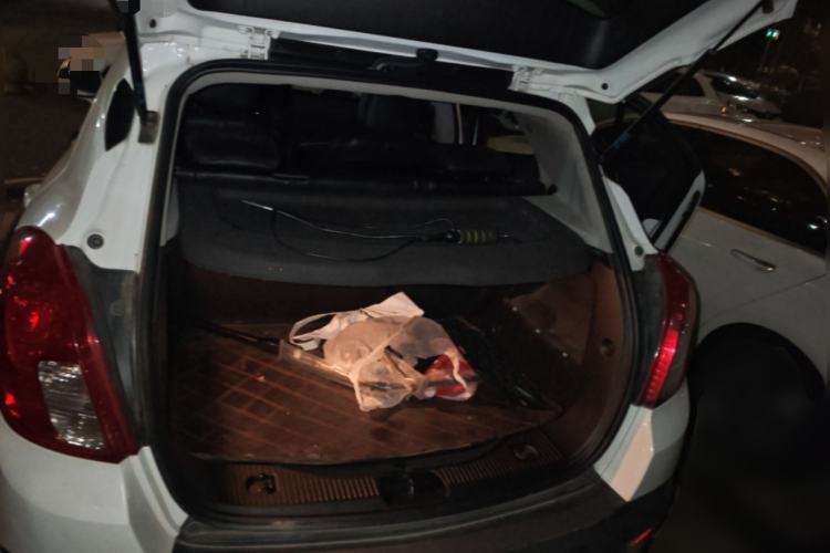 Used Buick Encore 2015 1.4T Automatic Two-Wheel Drive Urban Elite Version
