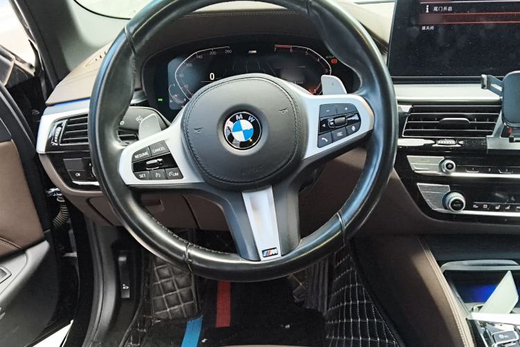 Used BMW 5 Series 2021 530Li Luxury Edition M Sport Package Steering Wheel