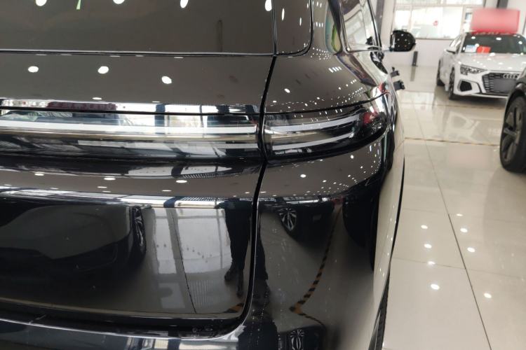 Used Li Auto L8 2023 Max model