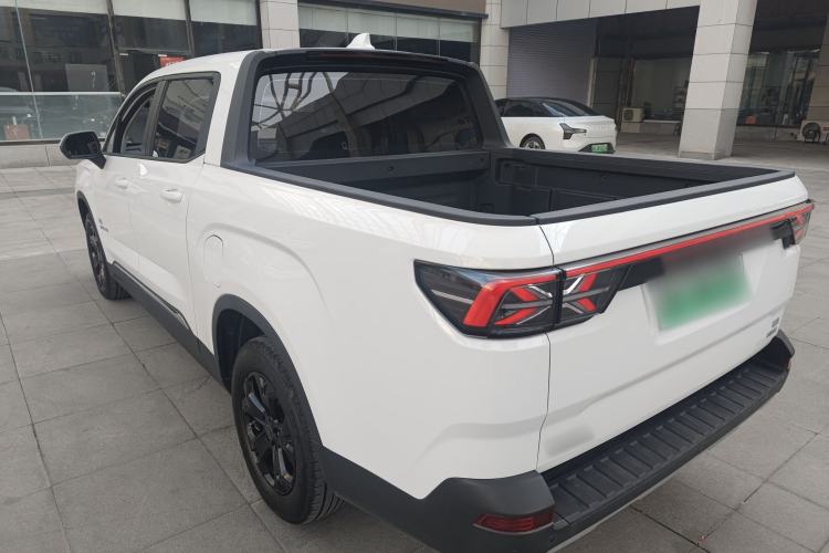 Used Radar Horizon 2023 410 km Entrepreneur Edition Exterior 2