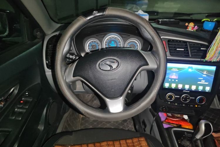 Used Soueast V3 Lingyue 2015 1.5L AMT Happiness Edition Steering Wheel