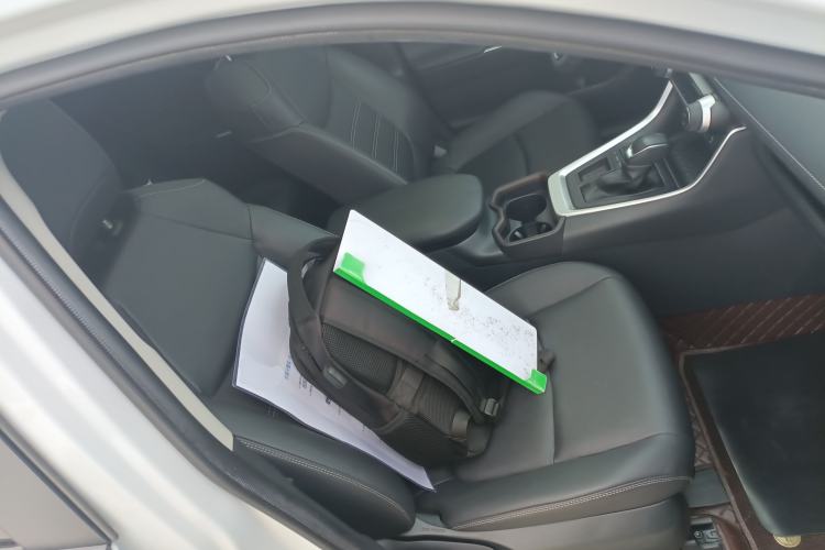 Used Toyota RAV4 2022 2.0L CVT Two-Wheel Drive Fashion Plus Edition Right Front Seat