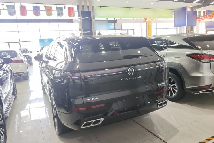 Used Volkswagen Tavendor 2024 380TSI All-Wheel Drive R-Line Cruise Edition Rear Left 45 Deg