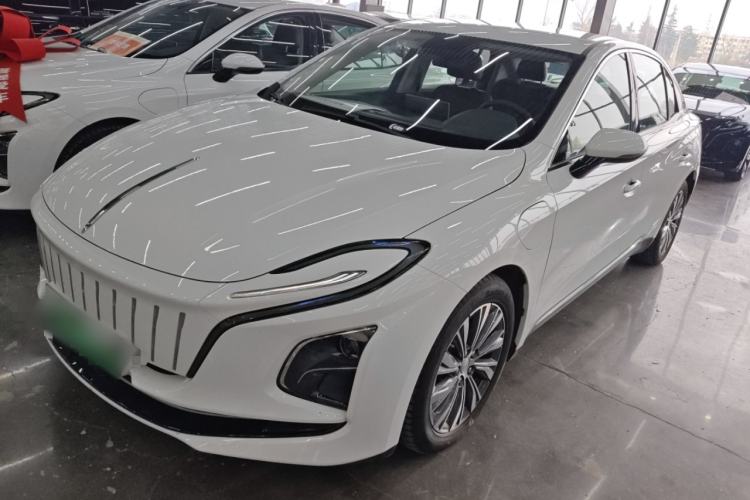Used Hongqi E-QM5 2022 431 km Charge & Enjoy Edition