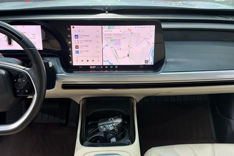 Used XPeng P7 2020 670N Interior 4